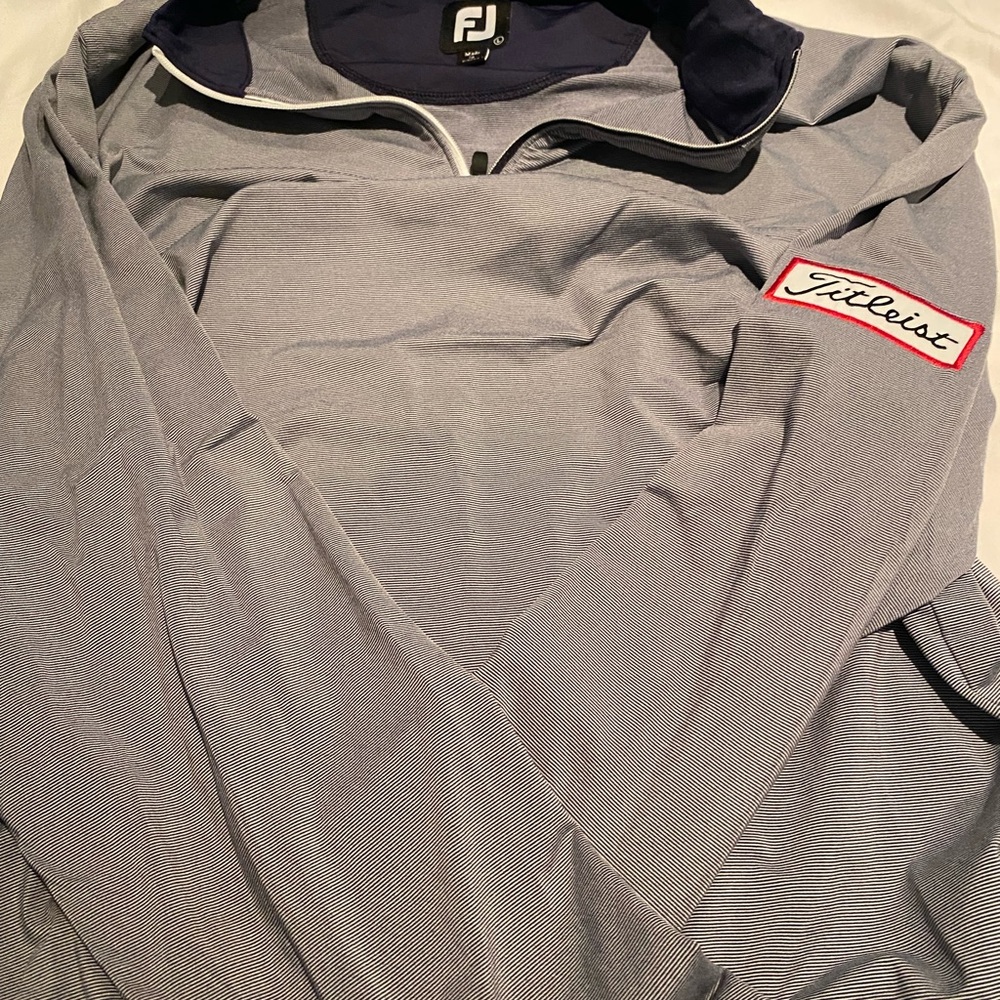 Long sleeve footjoy pullover size L